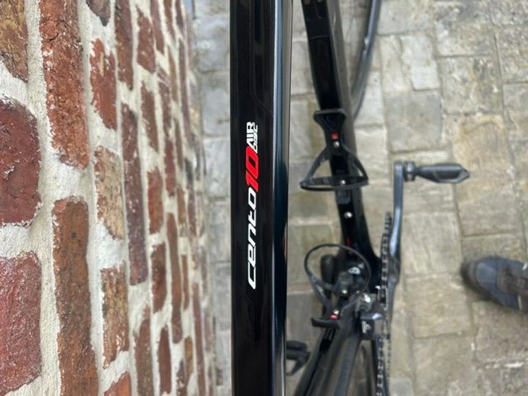 Tweedehands Wilier Cento 10air Disc 2021 Road & Gravel — afbeelding 3 van 7