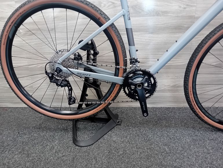 Używany Scott Speedster Gravel 40 2024 2024 Road & Gravel — zdjęcie 2 z 5