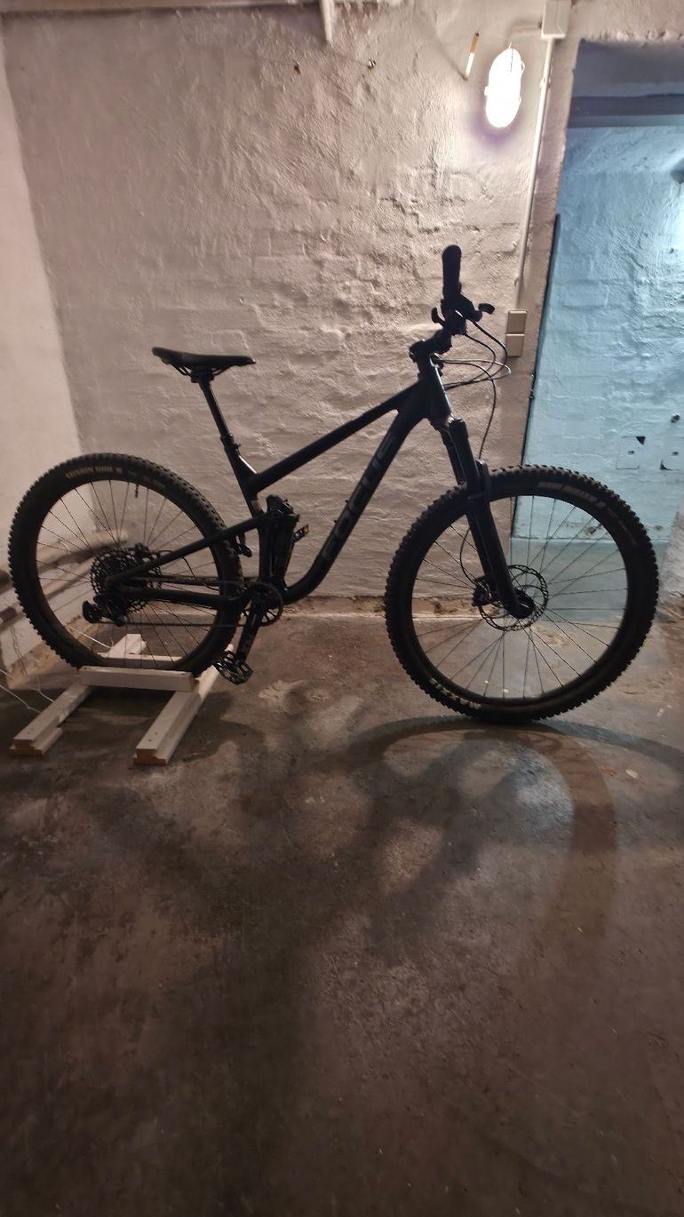 Used Focus JAM 6.7 NINE 2021 2021 Mountainbike, Black, 29 — image 1 of 13