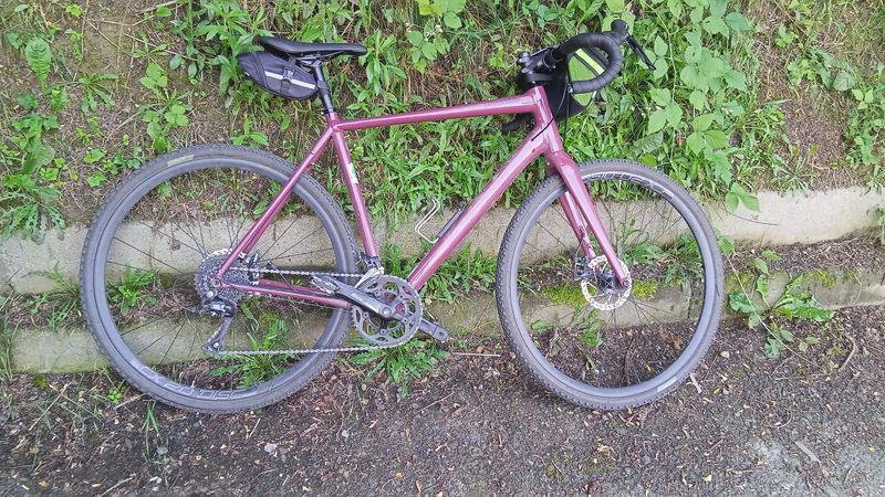 Cannondale Topstone Shimano Sora 2023 Road & Gravel d'occasion — image 1 sur 4