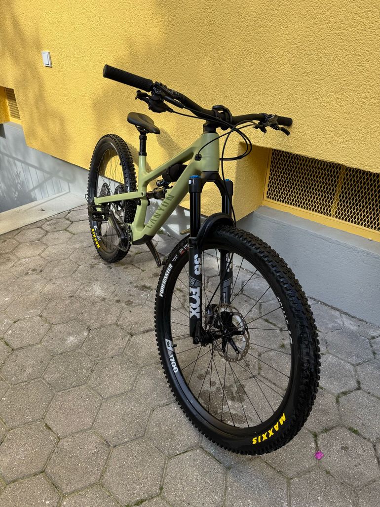 Used Canyon Spectral 125 CF 8 2023 2023 Mountainbike, Green, 29 — image 5 of 11