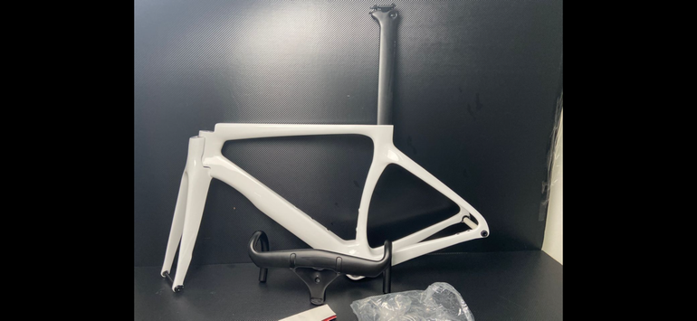 Used Carbon S5 Replica Custom SRAM Red eTap AXS 2023 Road & Gravel, White — image 7 of 8