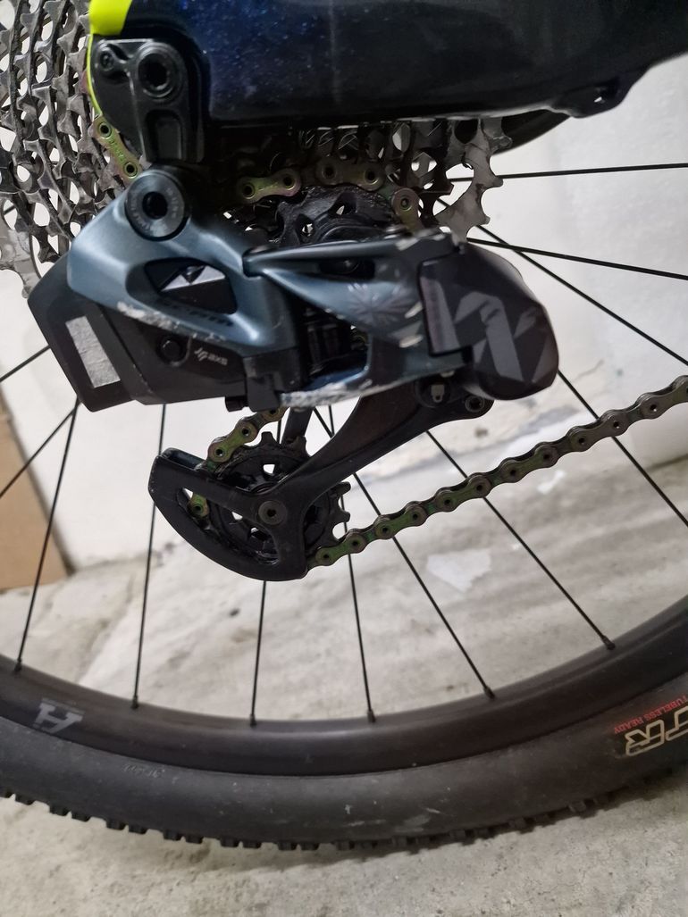 Używany Cannondale Scalpel Si Carbon 2 2019 2019 Mountainbike — zdjęcie 2 z 5