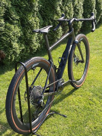 Używany 3T RaceMax Italia SRAM Red AXS XPLR 1x13 ZIPP XPLR 303SW 2025 Road & Gravel — zdjęcie 2 z 14