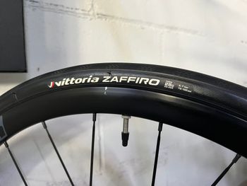 Used Berria BELADOR ELITE 105 2025 2025 Road & Gravel, Light Gray — image 16 of 20