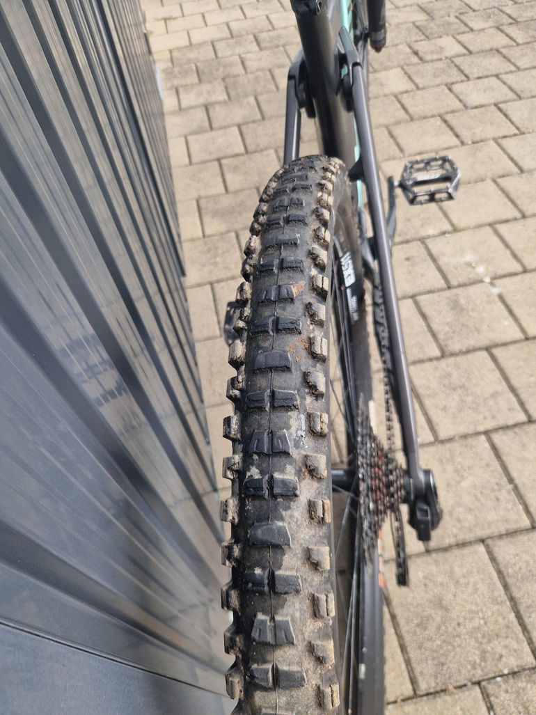 Used Canyon Strive CFR 2024 2024 Mountainbike, Green, 29 — image 10 of 18