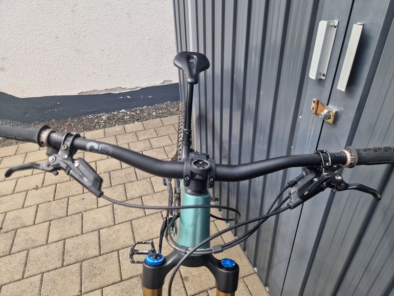 Used Canyon Strive CFR 2024 2024 Mountainbike, Green, 29 — image 7 of 18