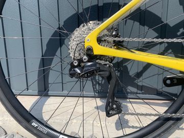 Cannondale Synapse Carbon 2 LE 2023 2023 Road & Gravel usato, Bianco — immagine 4 di 7