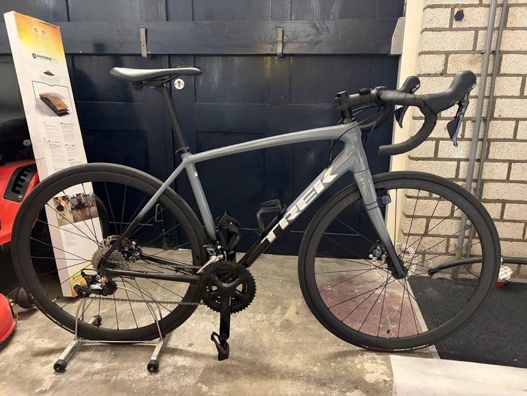 Použité Trek Emonda Shimano Ultegra 2025 Road & Gravel — obrázek 1 z 4