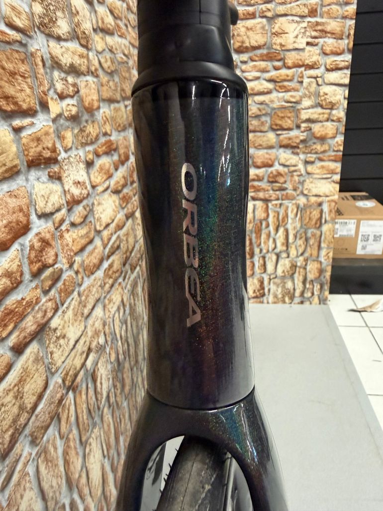 Used Orbea Orca 2022 2022 Road & Gravel, Black — image 11 of 11