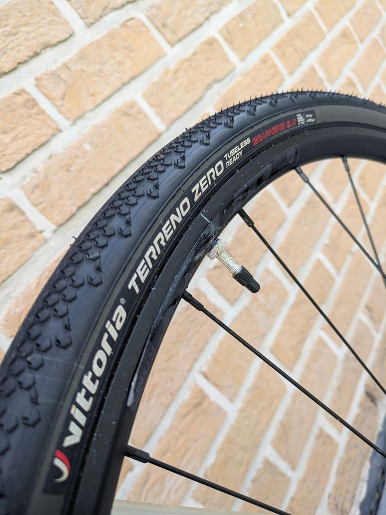Używany Cannondale Topstone 0 2021 2021 Road & Gravel — zdjęcie 2 z 5
