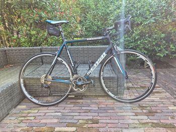 Używany Sensa Custom Shimano 105 2018 Road & Gravel