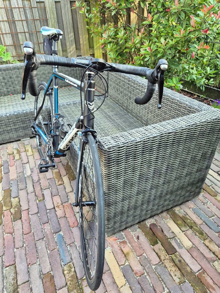 Używany Sensa Custom Shimano 105 2018 Road & Gravel — zdjęcie 2 z 11