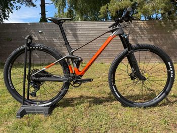 Used Mondraker F-PODIUM CARBON 2023 2023 MTB