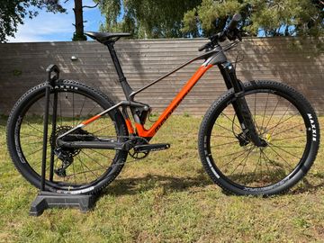 Brugt Mondraker F-PODIUM CARBON 2023 2023 MTB