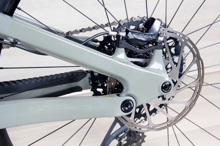 Used YT Capra 2023 Mountainbike, Light Gray — image 12 of 16