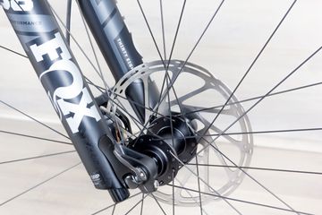 Used YT Capra 2023 Mountainbike, Light Gray — image 10 of 16