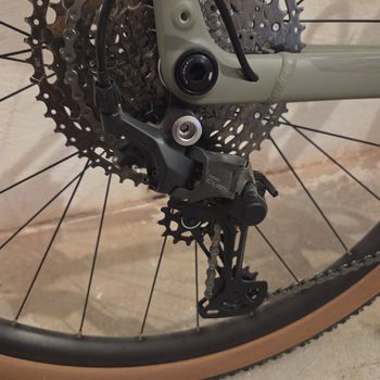 Used KTM Gravelator 25 2025 2025 Road & Gravel, Green — image 4 of 7
