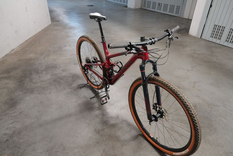 Used Trek Top fuel SRAM X0 2020 Mountainbike, Red — image 7 of 13