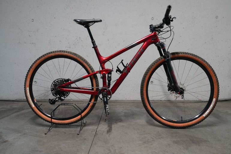 Used Trek Top fuel SRAM X0 2020 Mountainbike, Red — image 1 of 13
