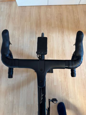 Canyon Aeroad CFR Di2 2025 2025 Road & Gravel d'occasion — image 5 sur 14