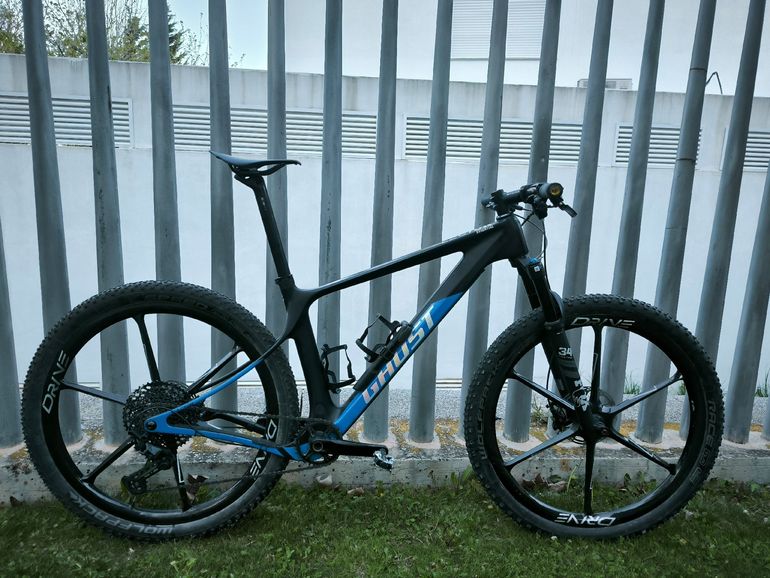 Used Ghost Lector SF Essential 2024 2024 Mountainbike, Black, 29 — image 1 of 5