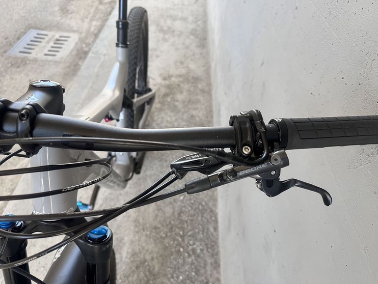 Used Orbea OIZ H10 TR 2023 Mountainbike, Light Gray — image 12 of 13