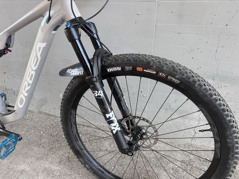 Used Orbea OIZ H10 TR 2023 Mountainbike, Light Gray — image 13 of 13