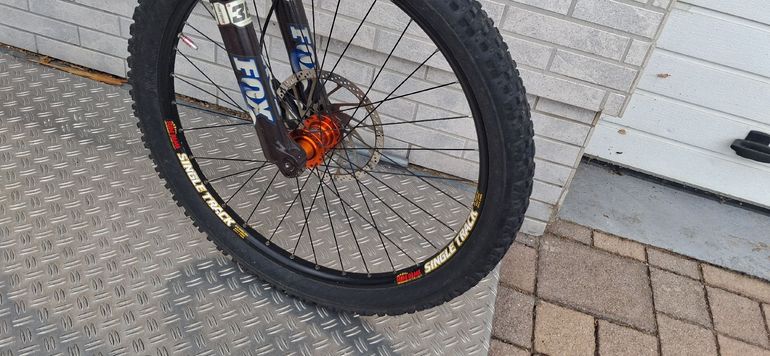 Used Specialized Enduro SL Comp 2008 2008 Mountainbike, Blue, 26 — image 11 of 13