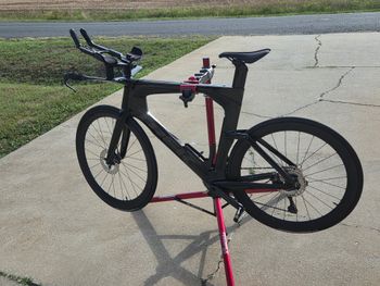 Used Trek Speed Concept SLR 7 2023 2023 Road & Gravel, Black — image 2 of 5