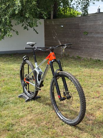 Used Mondraker RAZE CARBON R 2023 2023 Mountainbike, Light Gray, 29 — image 5 of 6