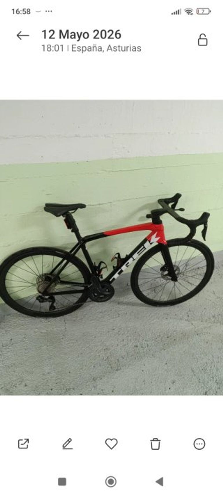 Used Trek Émonda SL 6 Pro Di2 2023 2023 Road & Gravel, Red — image 3 of 6