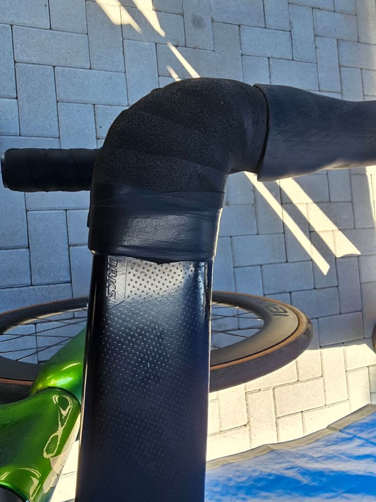 Used Specialized Tarmac Shimano Ultegra 2024 Road & Gravel, Green — image 11 of 17