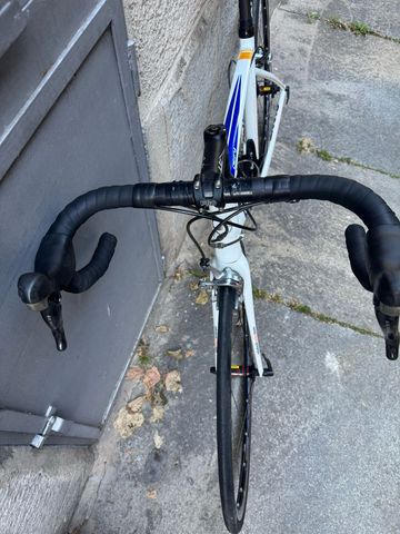 Used Giant Defy Shimano Ultegra 2013 Road & Gravel, White — image 10 of 13
