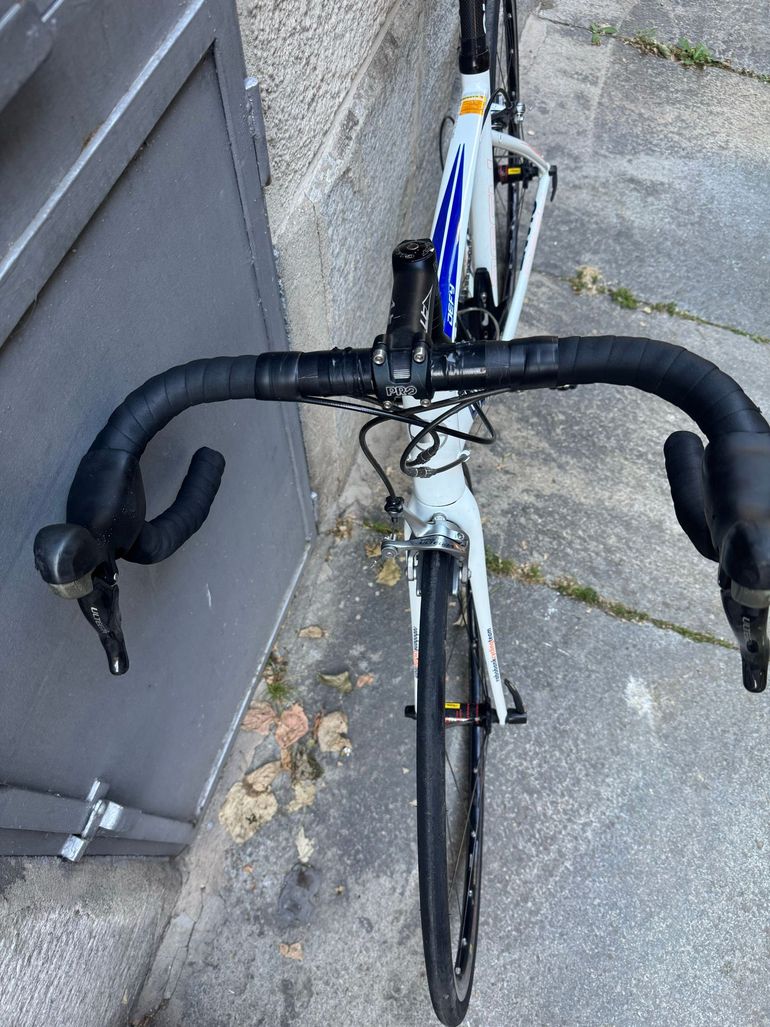 Giant Defy Shimano Ultegra 2013 Road & Gravel de segunda mano, Blanco — imagen 10 de 13