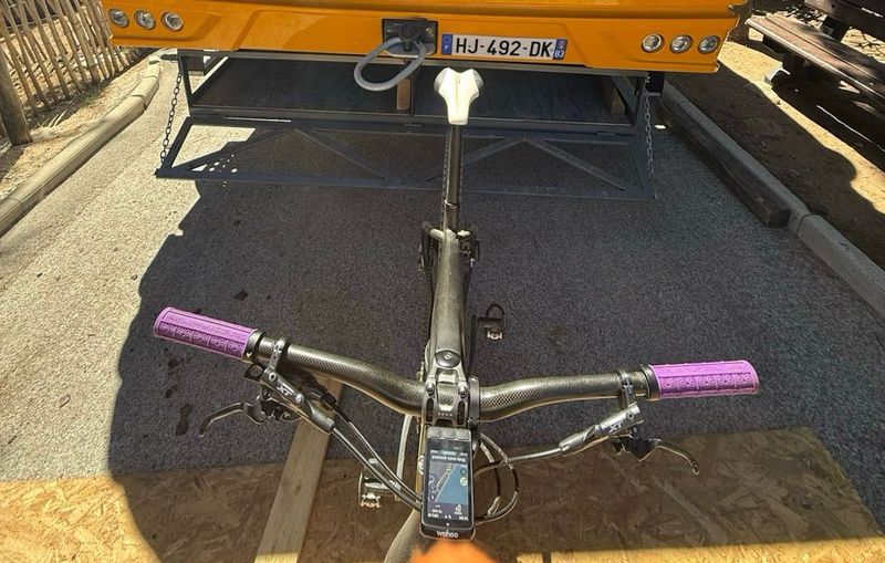 Used Carbon MTB Custom Shimano Deore XT 2020 Mountainbike, Black, 29 — image 3 of 5