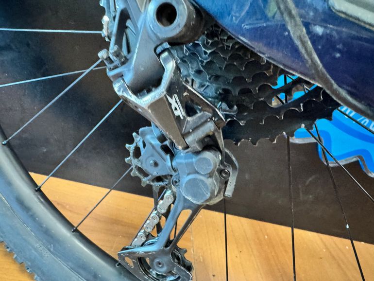 Used Trek Fuel EX 9.8 XT Gen 6 2023 2023 Mountainbike, Blue, 29 — image 13 of 37