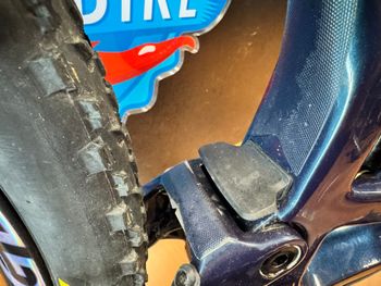 Used Trek Fuel EX 9.8 XT Gen 6 2023 2023 Mountainbike, Blue, 29 — image 16 of 37