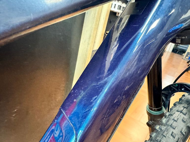 Used Trek Fuel EX 9.8 XT Gen 6 2023 2023 Mountainbike, Blue, 29 — image 18 of 37