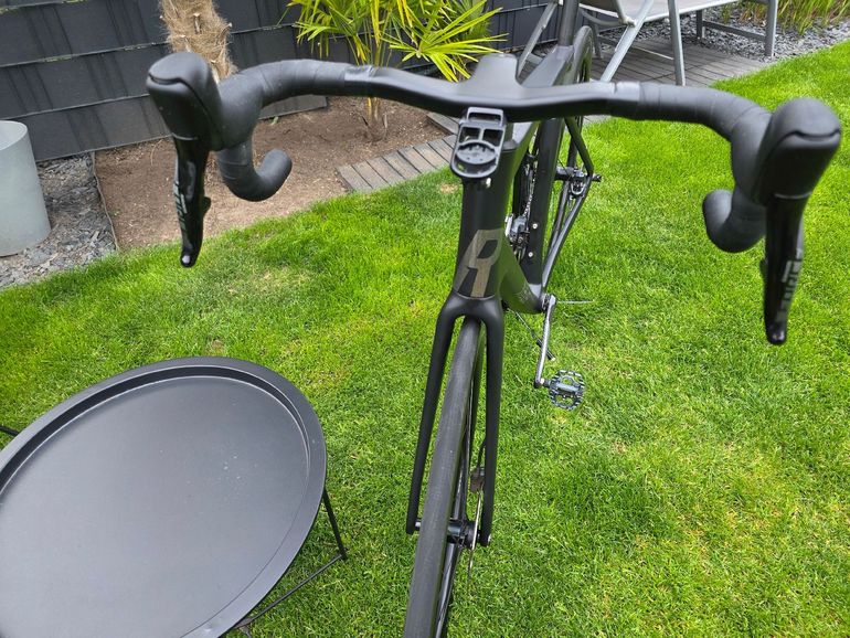 Použité Rose REVEAL SIX DISC FORCE eTap AXS 2023 2023 Road & Gravel — obrázek 7 z 8