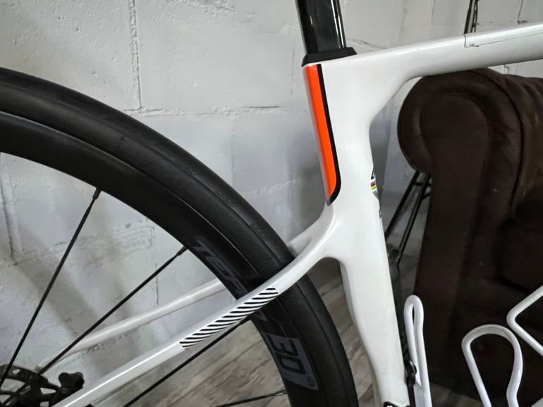 Used Berria BELADOR ELITE 105 2025 2025 Road & Gravel, White — image 18 of 20