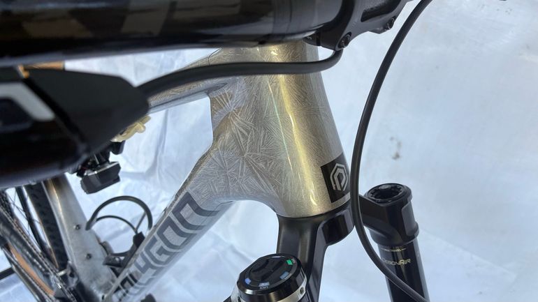 Polygon Syncline DR9 Di2 2026 2026 Mountainbike de segunda mano, Blanco — imagen 7 de 10
