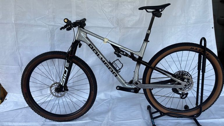 Polygon Syncline DR9 Di2 2026 2026 Mountainbike de segunda mano, Blanco — imagen 8 de 10