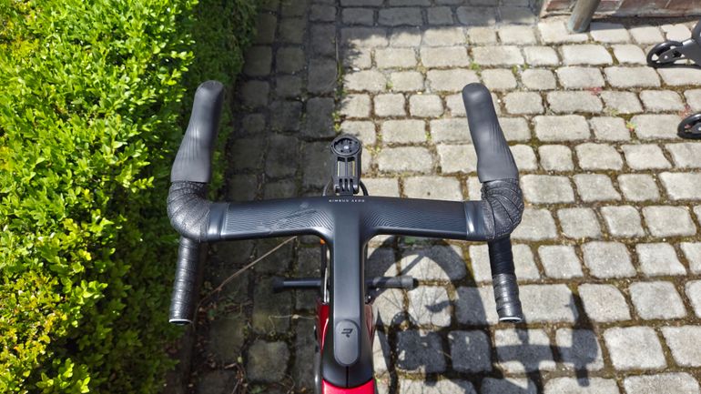 Used Ridley Noah Fast 3.0 - Shimano Dura Ace DI2 2x12 2025 2025 Road & Gravel, Red — image 3 of 8