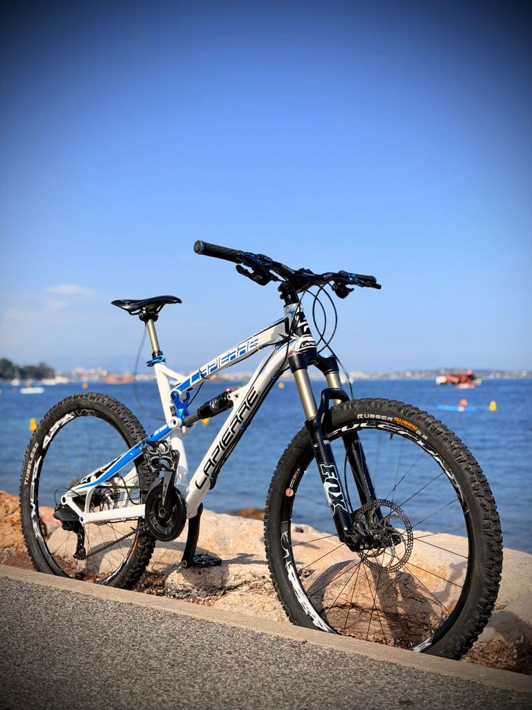 Used Lapierre Spicy Shimano SLX 2015 Mountainbike, White — image 1 of 8