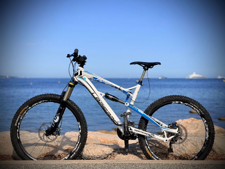 Used Lapierre Spicy Shimano SLX 2015 Mountainbike, White — image 7 of 8