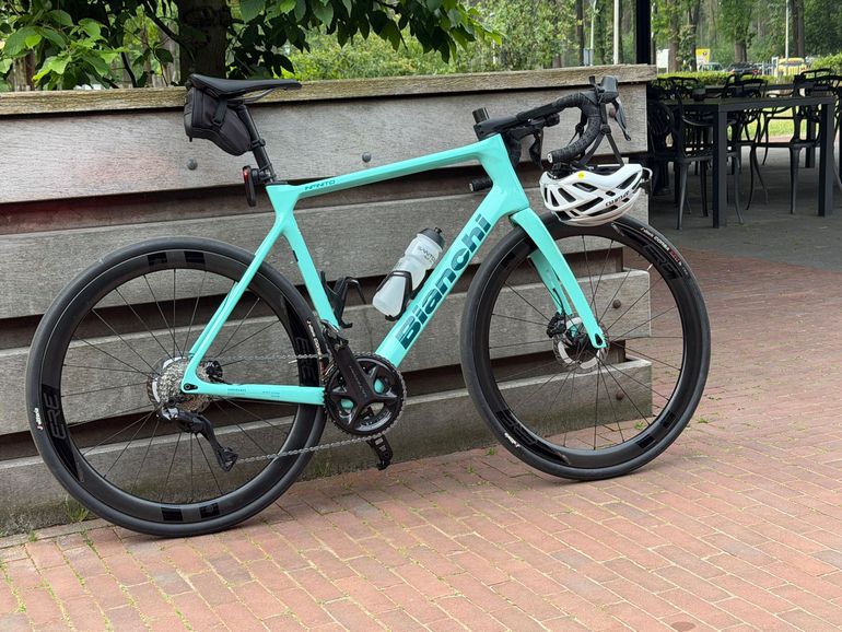 Used Bianchi Infinito Ultegra DI2 2026 2026 Road & Gravel, Green — image 1 of 3