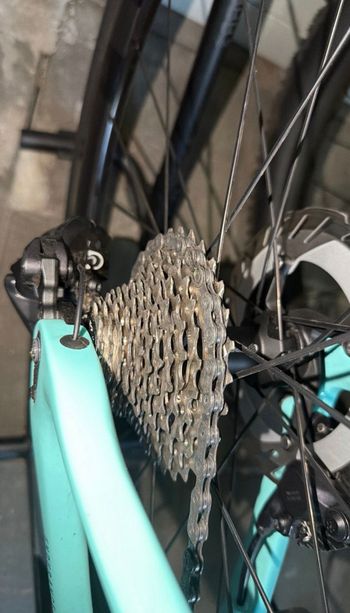 Used Bianchi Infinito Ultegra DI2 2026 2026 Road & Gravel, Green — image 2 of 3