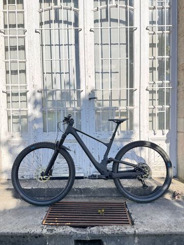 Tweedehands Scott Spark 940 2024 2024 Mountainbike — afbeelding 2 van 11
