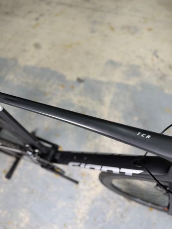 Used Giant TCR Advanced Pro 1 Disc 2021 2021 Road & Gravel, Black — image 17 of 26
